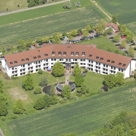 Tagungs- Und Bildungszentrum Steinbach/Taunus Штайнбах-ам-Таунус Экстерьер фото
